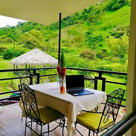 Mountain Lodge La Margarita Quebradanegra Exterior foto